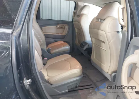 2010 Chevrolet Traverse Lt z USA, uszkodzony, nr VIN 1GNLRGED7AS100844